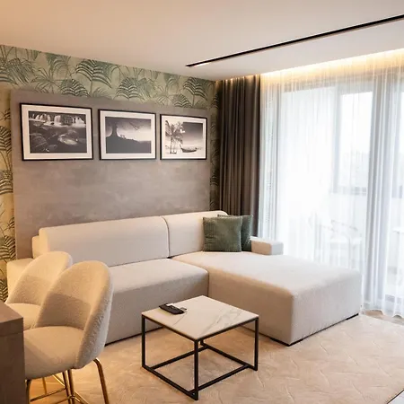 R78 Luxury Apartman2 * Nyíregyháza